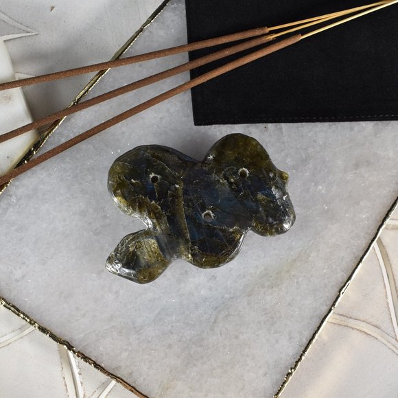 Blue Flash Labradorite Serpent Incense Holder - Picture 7 of 10